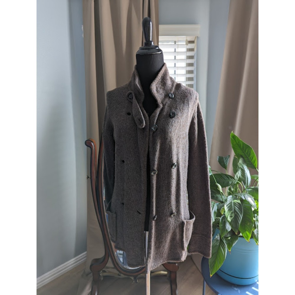 Gap Sweater jacket Size medium